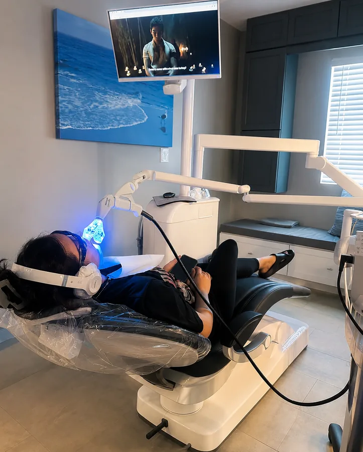 Professional teeth whitening at Elite Smiles of La Jolla